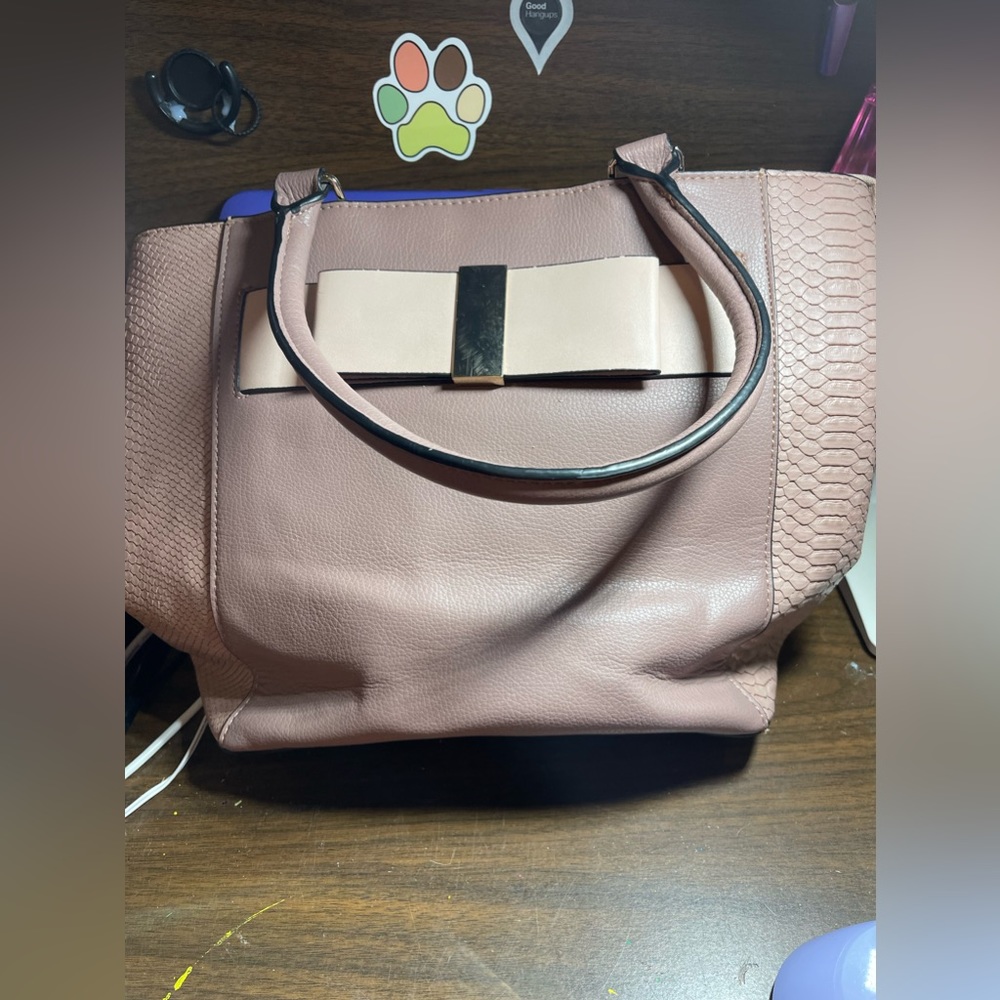 Apt 9 Purse